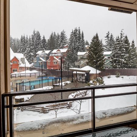 Creekside Slopeside 1Br With Pool, Hot Tub, Bbq Lägenhet Whistler Exteriör bild